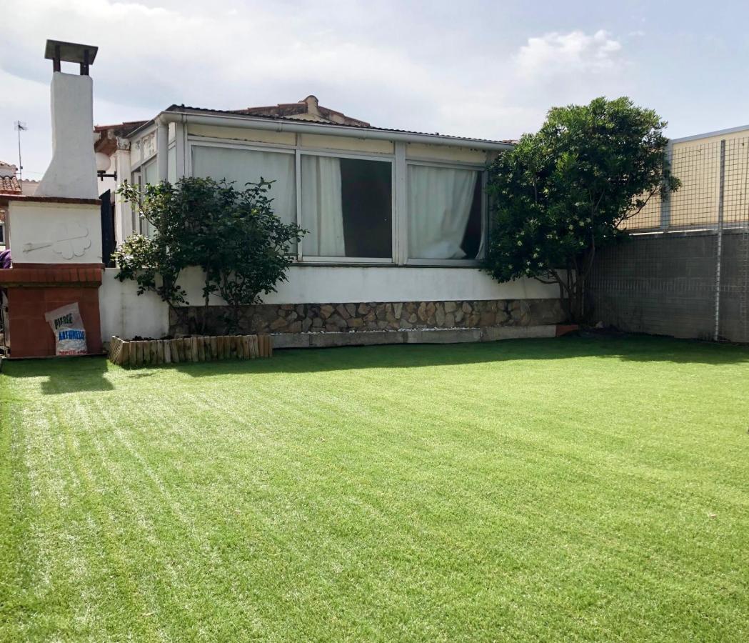 Magnifica Casa Con Jardin Y Barbacoa En Roses Villa Exterior photo